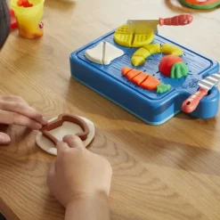 Play Doh Pate A Modeler - Kit Du Petit Chef Cuisinier Play-Doh Kitchen- Pate À Modeler, Modelage Et Gravure